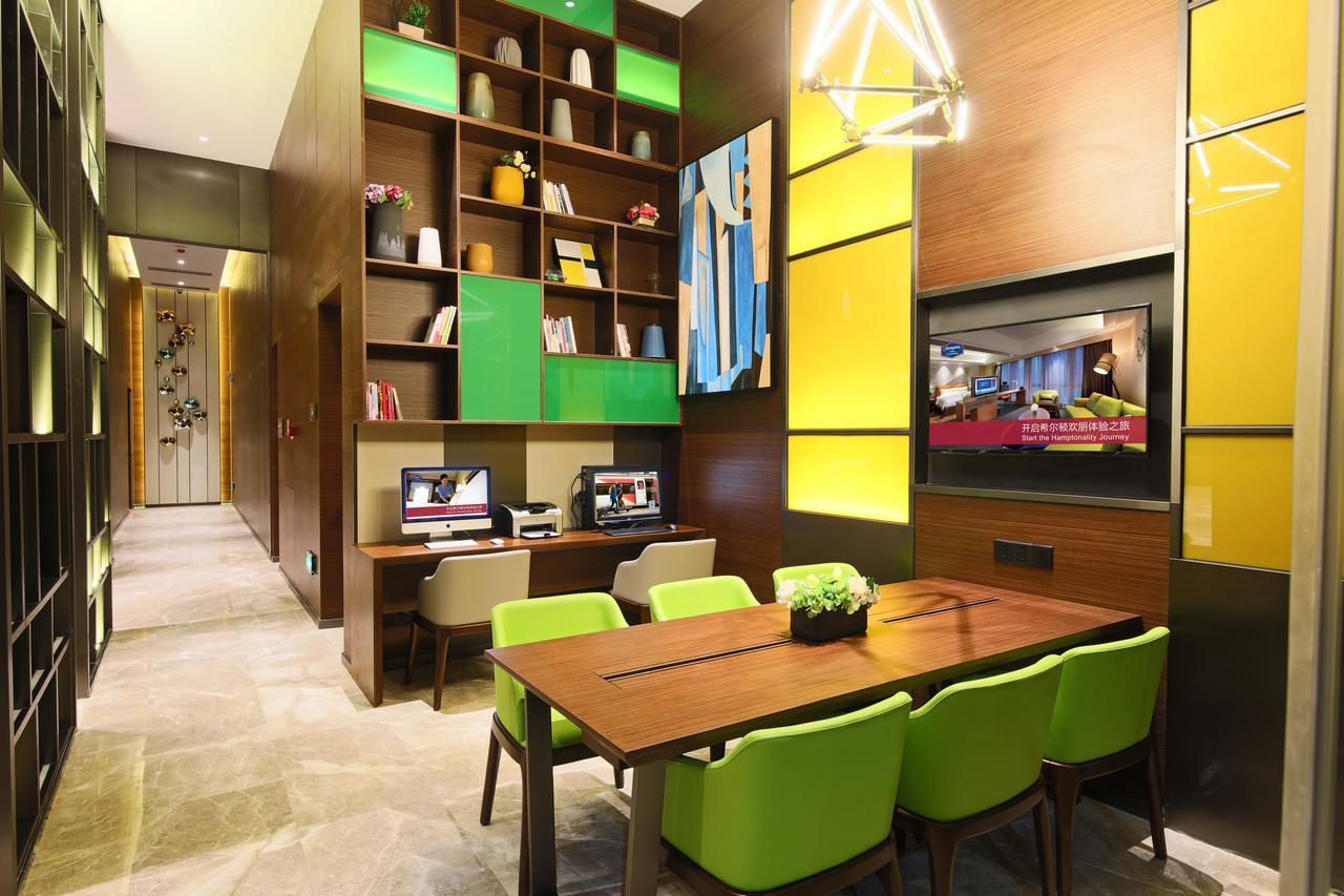 Hampton By Hilton Qujin Hotel Qujing ภายนอก รูปภาพ